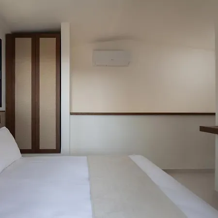 Vista Luxury Aparthotel Neos Marmaras