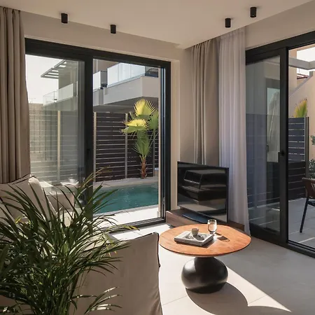 Vista Luxury Aparthotel