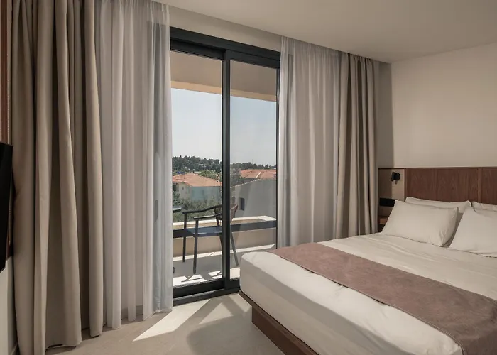 Vista Luxury 4*