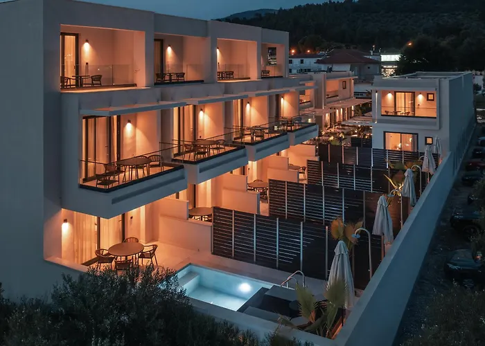 Apartahotel Vista Luxury 4*