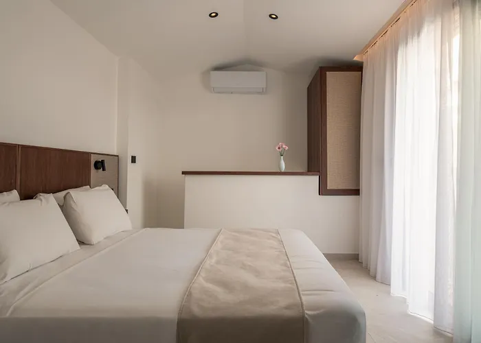 Vista Luxury Apartahotel 4*