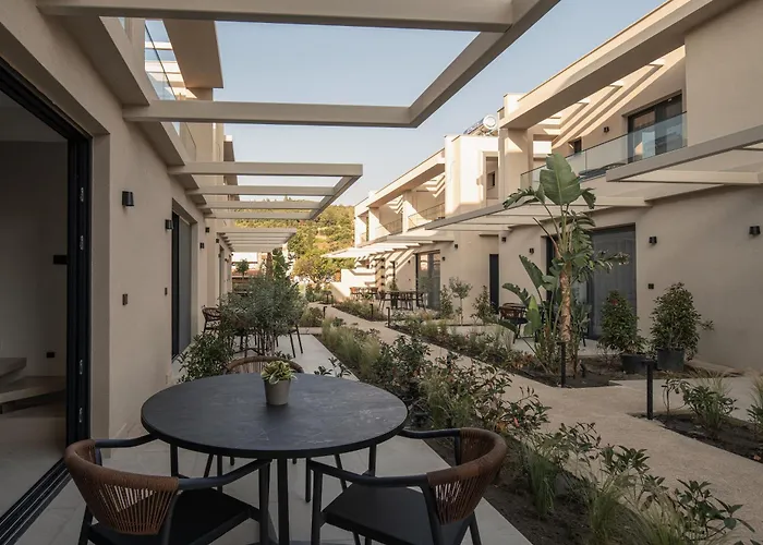 Apartahotel Vista Luxury 4*
